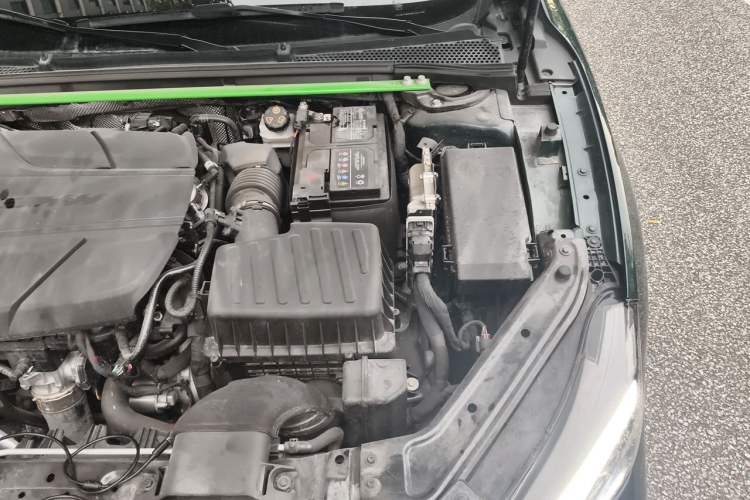 Used MG 7 2023 2.0T Automatic Trophy+ Ignition Glory Edition Engine Bay Left