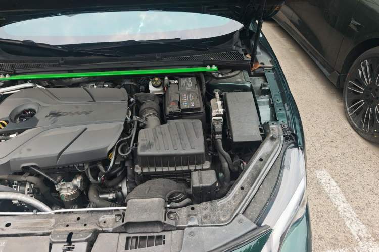 Used MG 7 2023 2.0T Automatic Trophy+ Ignition Glory Edition Engine Bay Left