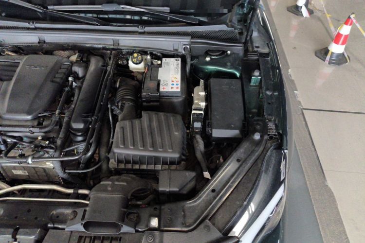 Used MG 7 2023 1.5T DCT Luxurious Supreme Edition Engine Bay Left