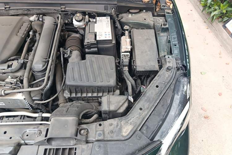Used MG 7 2023 1.5T DCT Luxurious Supreme Edition Engine Bay Left