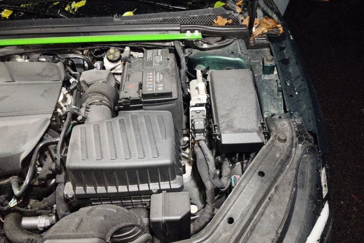 Used MG 7 2023 2.0T Automatic Trophy+ Ignition Glory Edition Engine Bay Left
