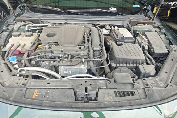 Used MG 7 2023 1.5T DCT Luxurious Supreme Edition Engine Bay