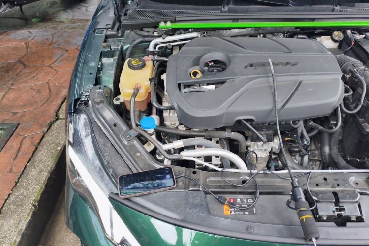 Used MG 7 2023 2.0T Automatic Trophy+ Ignition Glory Edition Engine Bay Right