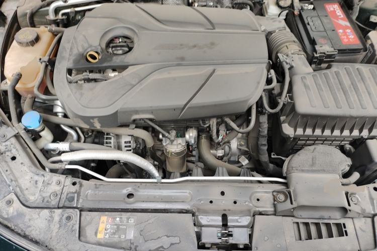 Used MG 7 2023 2.0T Automatic Hunter Luxury Edition Engine Bay