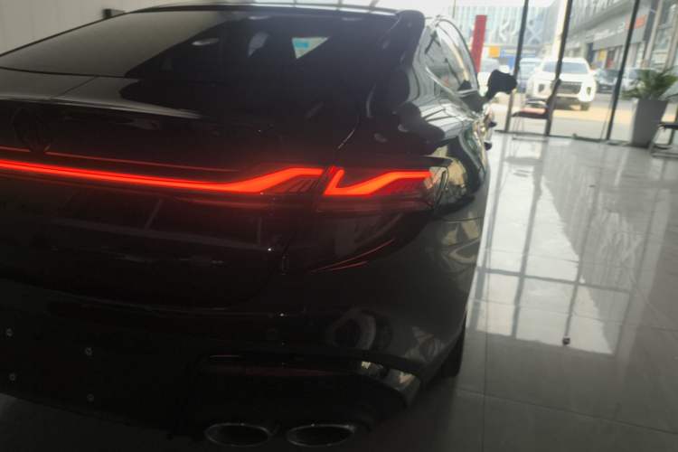 Used MG 7 2023 2.0T Automatic Hunter Luxury Edition Exterior 3