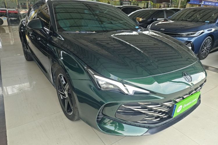 Used MG 7 2023 1.5T DCT Luxurious Supreme Edition Front Right 45 Deg