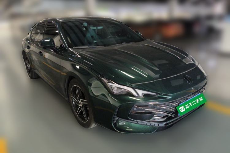 Used MG 7 2023 1.5T DCT Luxurious Supreme Edition Front Right 45 Deg