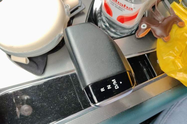 Used MG 7 2023 2.0T Automatic Hunter Luxury Edition Gear Lever