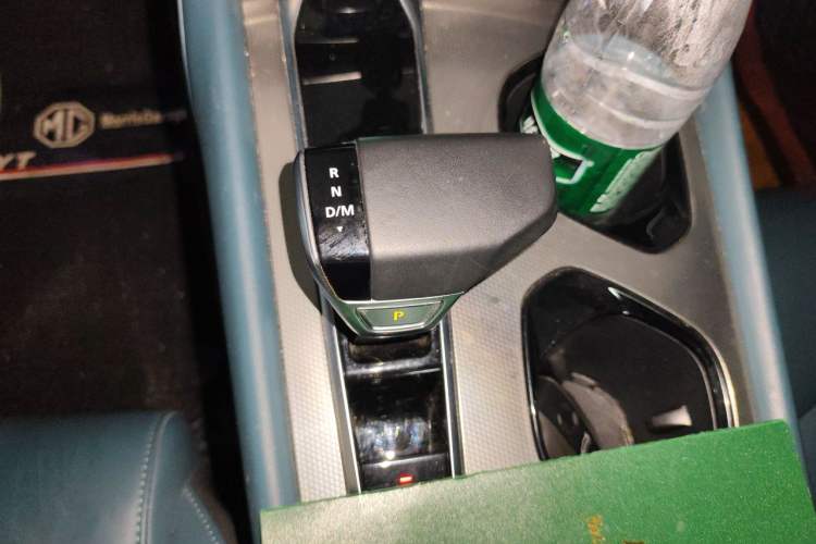 Used MG 7 2023 2.0T Automatic Hunter Luxury Edition Gear Lever