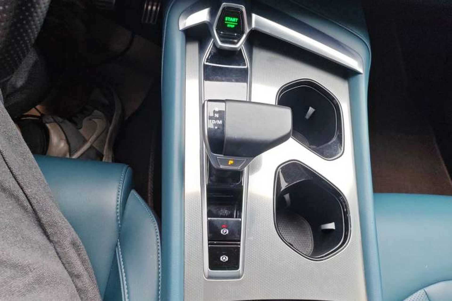 Used MG 7 2023 2.0T Automatic Hunter Luxury Edition Gear Lever