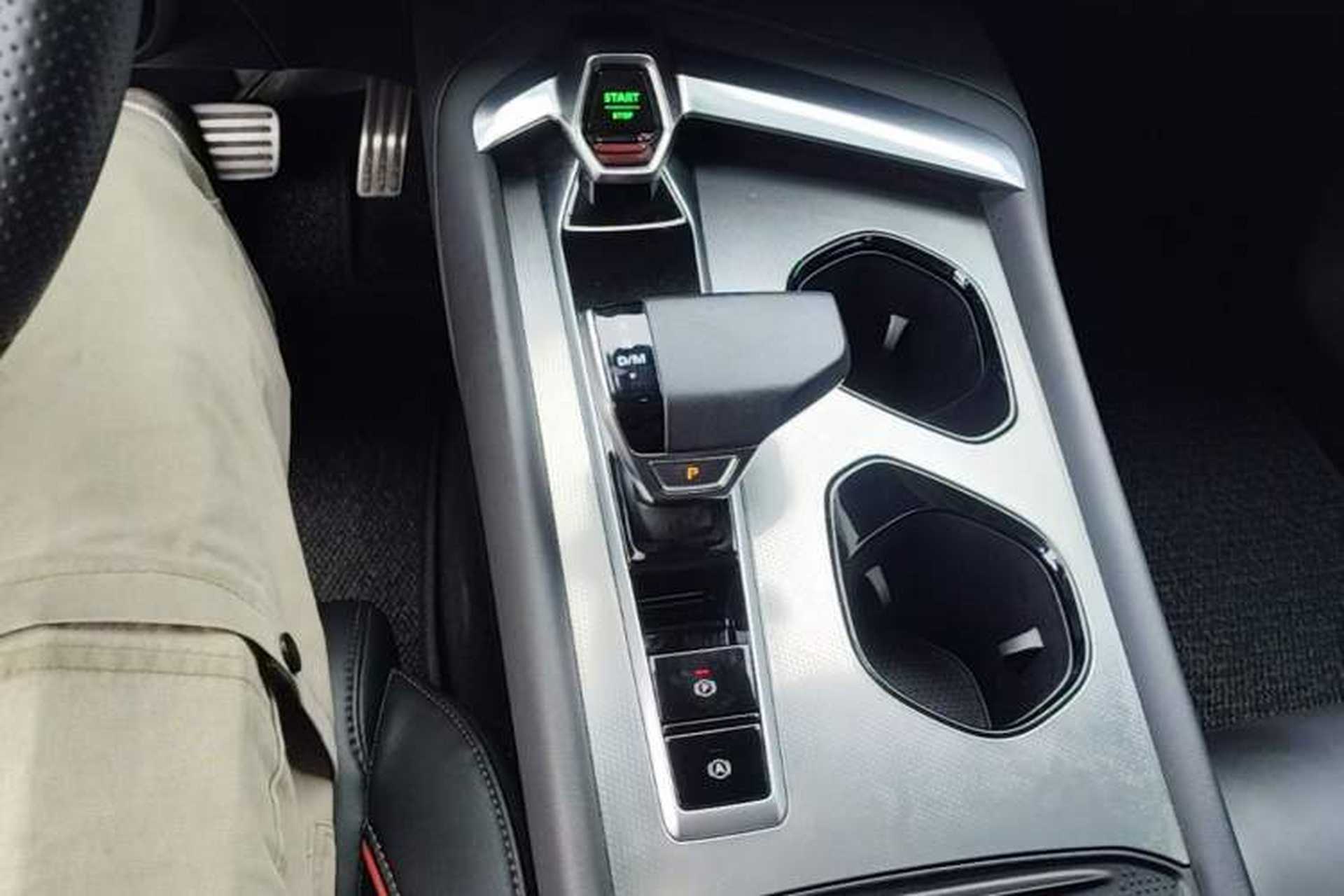 Used MG 7 2023 2.0T Automatic Hunter Luxury Edition Gear Lever