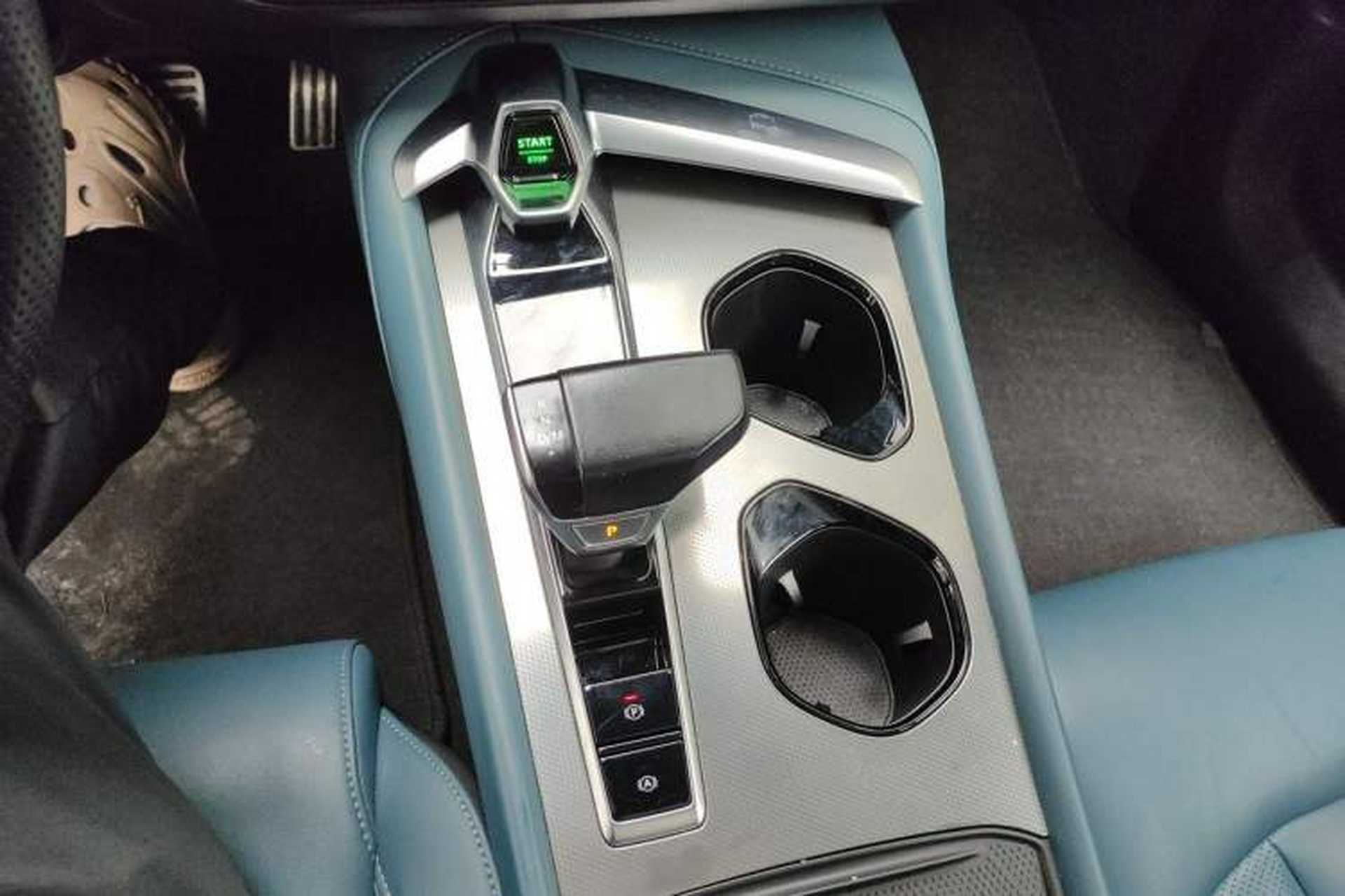 Used MG 7 2023 2.0T Automatic Hunter Luxury Edition Gear Lever