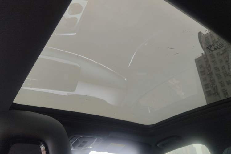 Used MG 7 2023 2.0T Automatic Hunter Luxury Edition Headliner