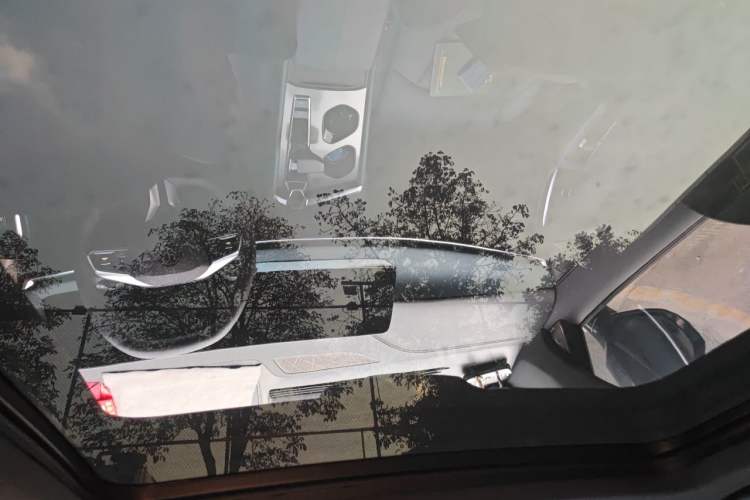 Used MG 7 2023 2.0T Automatic Hunter Luxury Edition Headliner