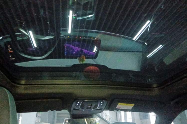 Used MG 7 2023 2.0T Automatic Hunter Luxury Edition Headliner