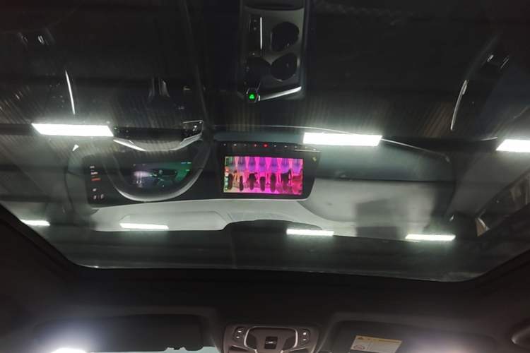 Used MG 7 2023 2.0T Automatic Hunter Luxury Edition Headliner