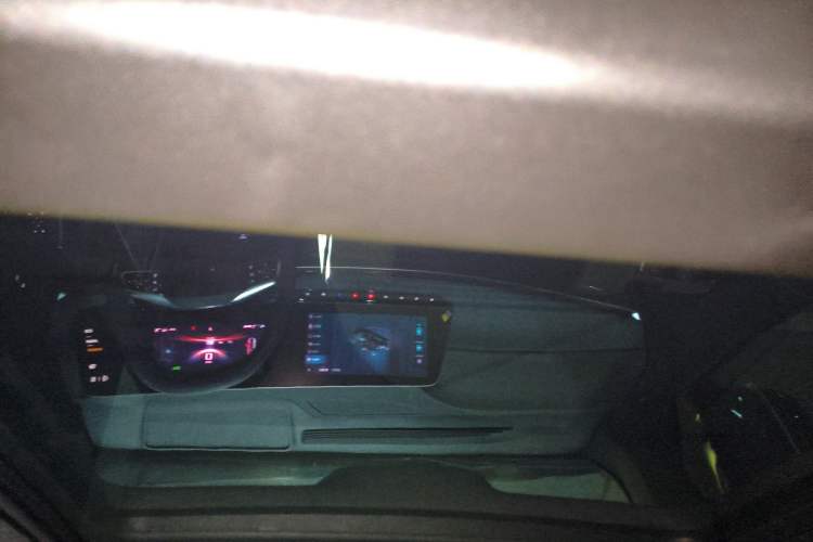 Used MG 7 2023 1.5T DCT Elegant & Graceful Edition Headliner