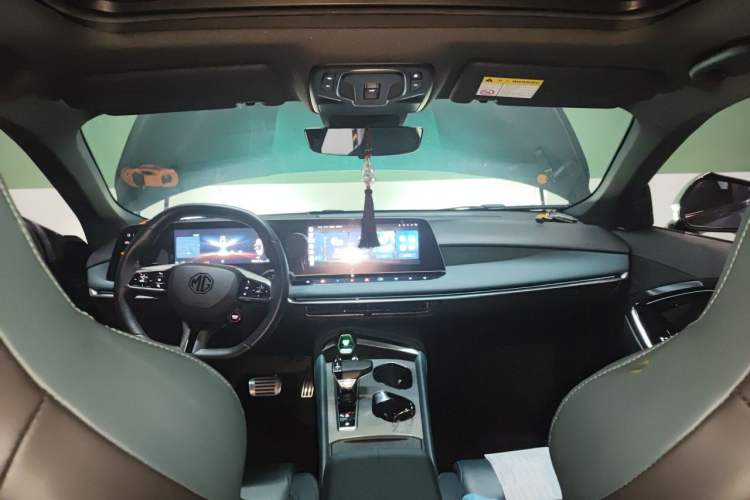 Used MG 7 2023 1.5T DCT Elegant & Graceful Edition Headliner