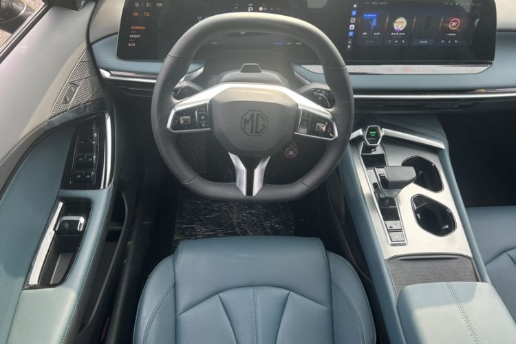 Used MG 7 2023 2.0T Automatic Trophy+ Ignition Glory Edition Interior 11