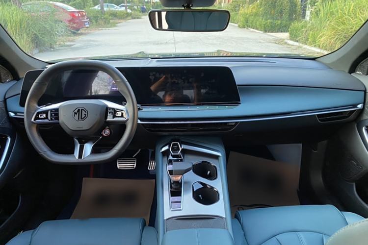 Used MG 7 2023 2.0T Automatic Trophy+ Ignition Glory Edition Interior 2