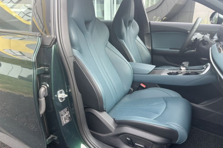 Used MG 7 2023 2.0T Automatic Trophy+ Ignition Glory Edition Interior 2