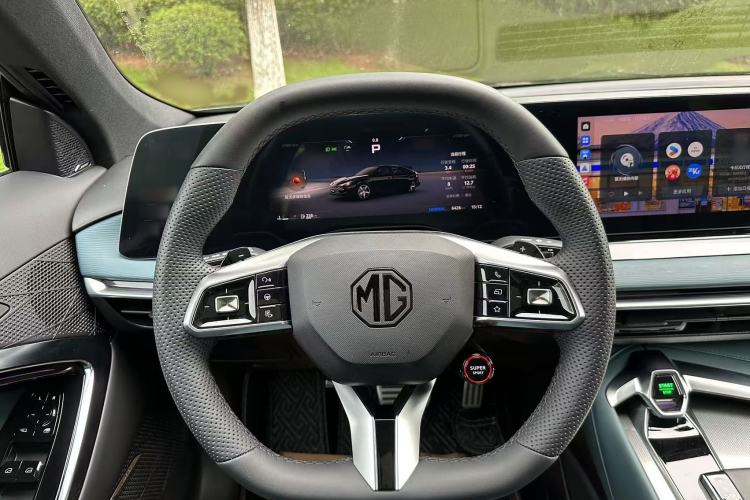 Used MG 7 2023 2.0T Automatic Hunter Luxury Edition Interior 4