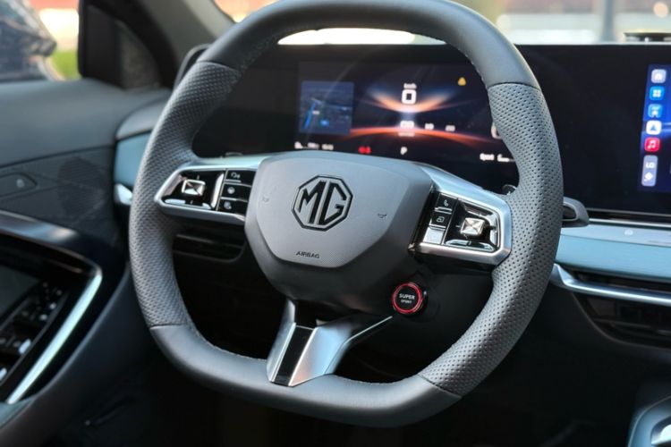 Used MG 7 2023 1.5T DCT Luxurious Supreme Edition Interior 8