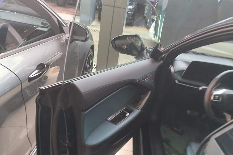 Used MG 7 2023 2.0T Automatic Hunter Luxury Edition Left Front Door Interior