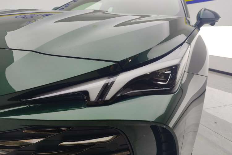 Used MG 7 2023 2.0T Automatic Hunter Luxury Edition Left Front Headlight