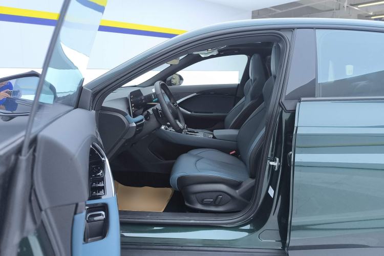 Used MG 7 2023 2.0T Automatic Hunter Luxury Edition Left Front Seat