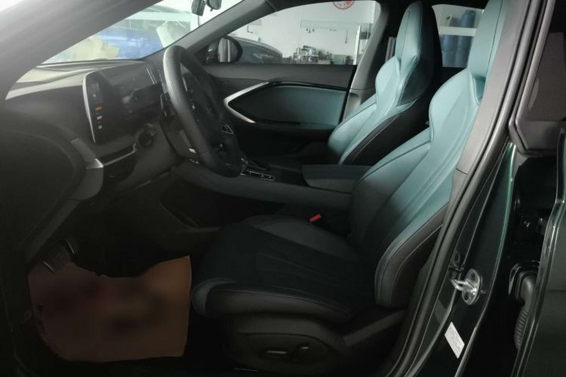 Used MG 7 2023 2.0T Automatic Hunter Luxury Edition Left Front Seat