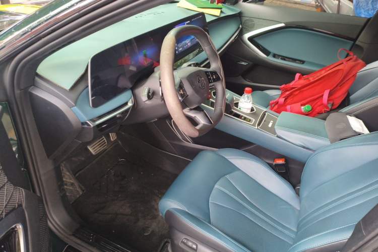 Used MG 7 2023 2.0T Automatic Trophy+ Ignition Glory Edition Left Front Seat