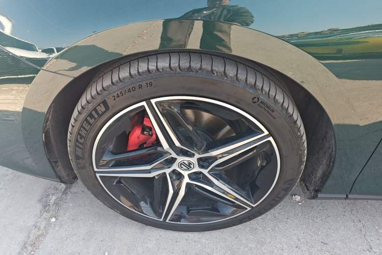 Used MG 7 2023 2.0T Automatic Trophy+ Ignition Glory Edition Left Front Wheel Hub