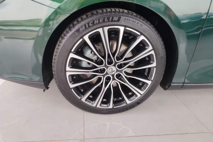 Used MG 7 2023 1.5T DCT Elegant & Graceful Edition Left Front Wheel Hub