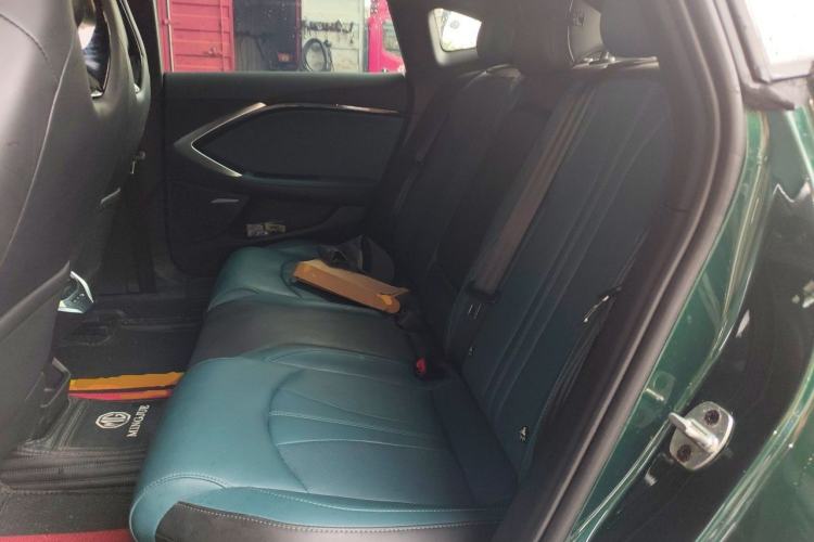 Used MG 7 2023 2.0T Automatic Hunter Luxury Edition Left Rear Seat