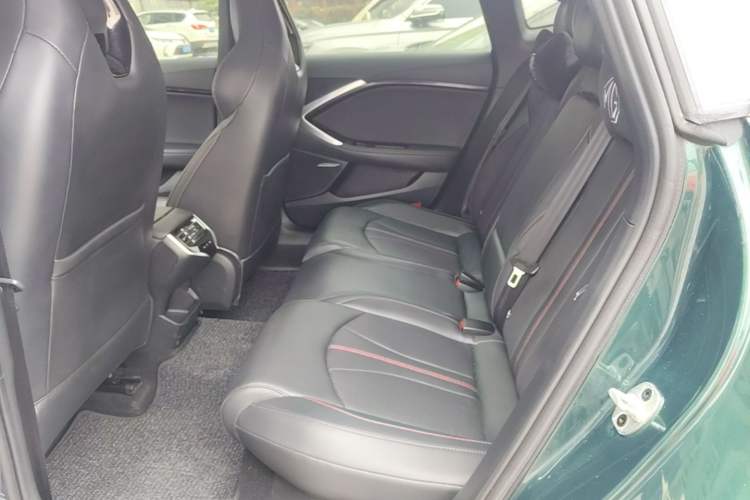 Used MG 7 2023 2.0T Automatic Hunter Luxury Edition Left Rear Seat