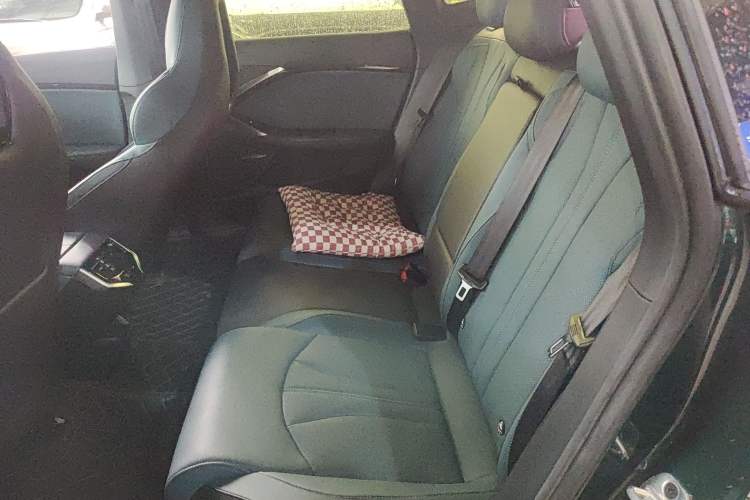Used MG 7 2023 1.5T DCT Luxurious Supreme Edition Left Rear Seat
