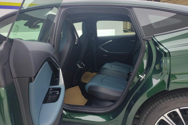 Used MG 7 2023 2.0T Automatic Hunter Luxury Edition Left Rear Seat