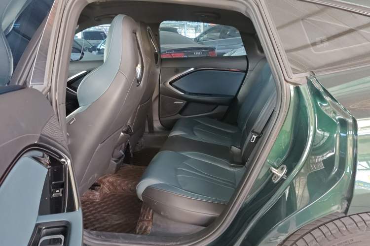 Used MG 7 2023 2.0T Automatic Hunter Luxury Edition Left Rear Seat