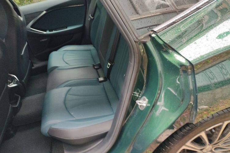 Used MG 7 2023 2.0T Automatic Hunter Luxury Edition Left Rear Seat