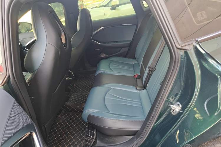 Used MG 7 2023 2.0T Automatic Trophy+ Ignition Glory Edition Left Rear Seat