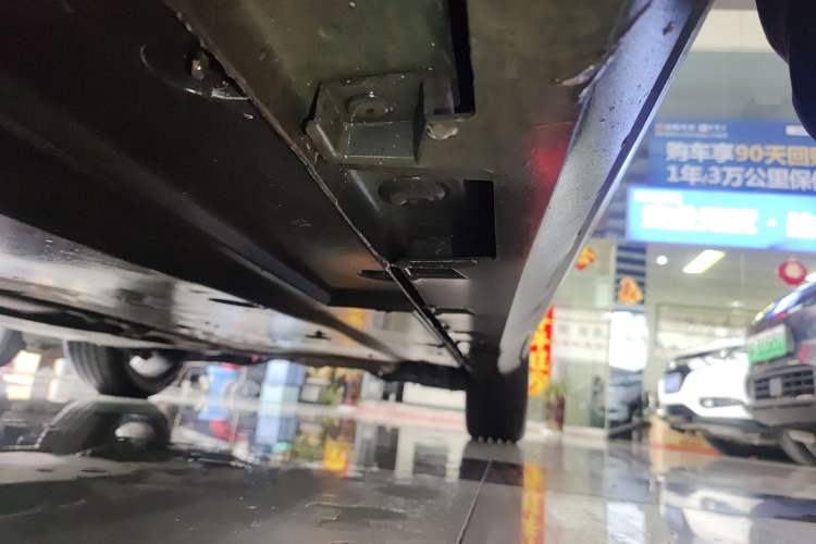 Used MG 7 2023 1.5T DCT Luxurious Supreme Edition Left Side Sill