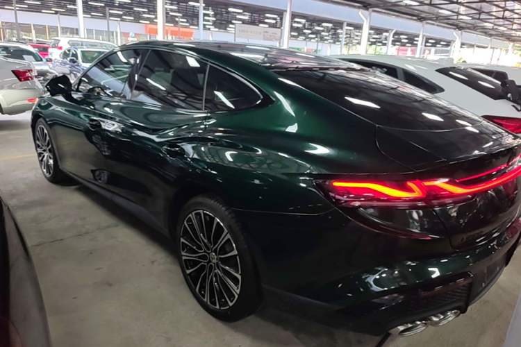 Used MG 7 2023 2.0T Automatic Hunter Luxury Edition Rear Left 45 Deg