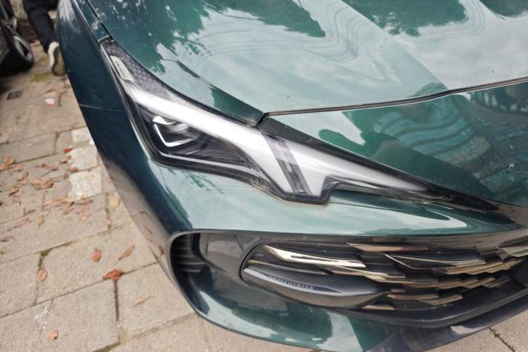 Used MG 7 2023 1.5T DCT Elegant & Graceful Edition Right Front Headlight