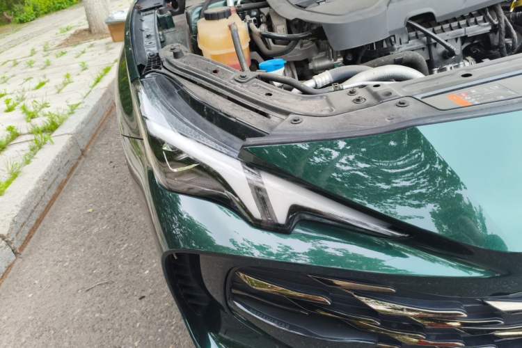 Used MG 7 2023 2.0T Automatic Hunter Luxury Edition Right Front Headlight