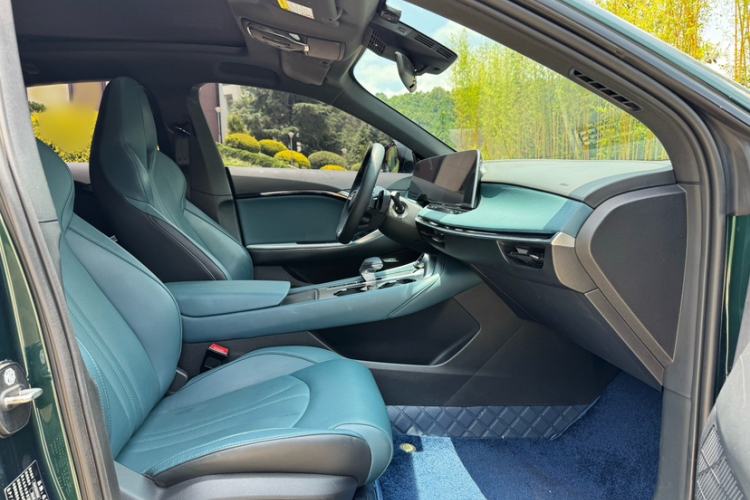 Used MG 7 2023 2.0T Automatic Hunter Luxury Edition Right Front Seat