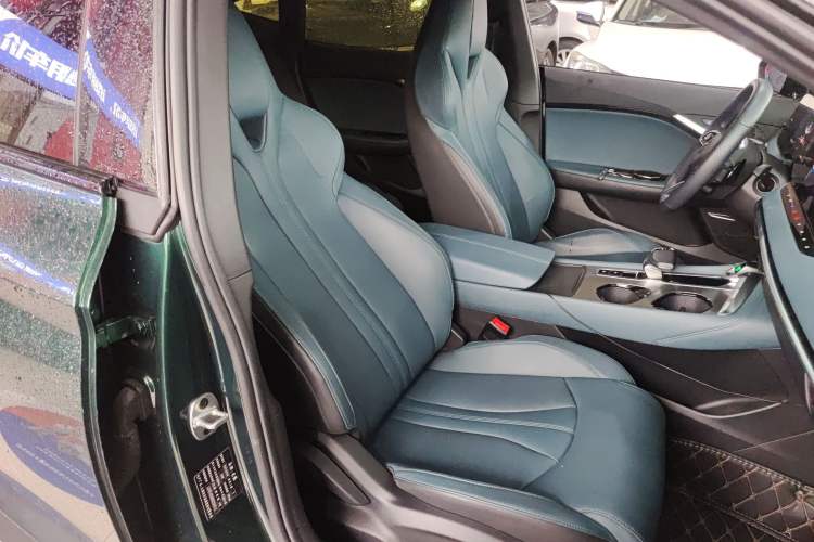 Used MG 7 2023 1.5T DCT Luxurious Supreme Edition Right Front Seat