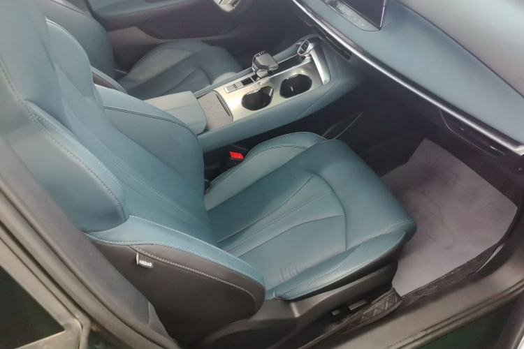 Used MG 7 2023 2.0T Automatic Hunter Luxury Edition Right Front Seat