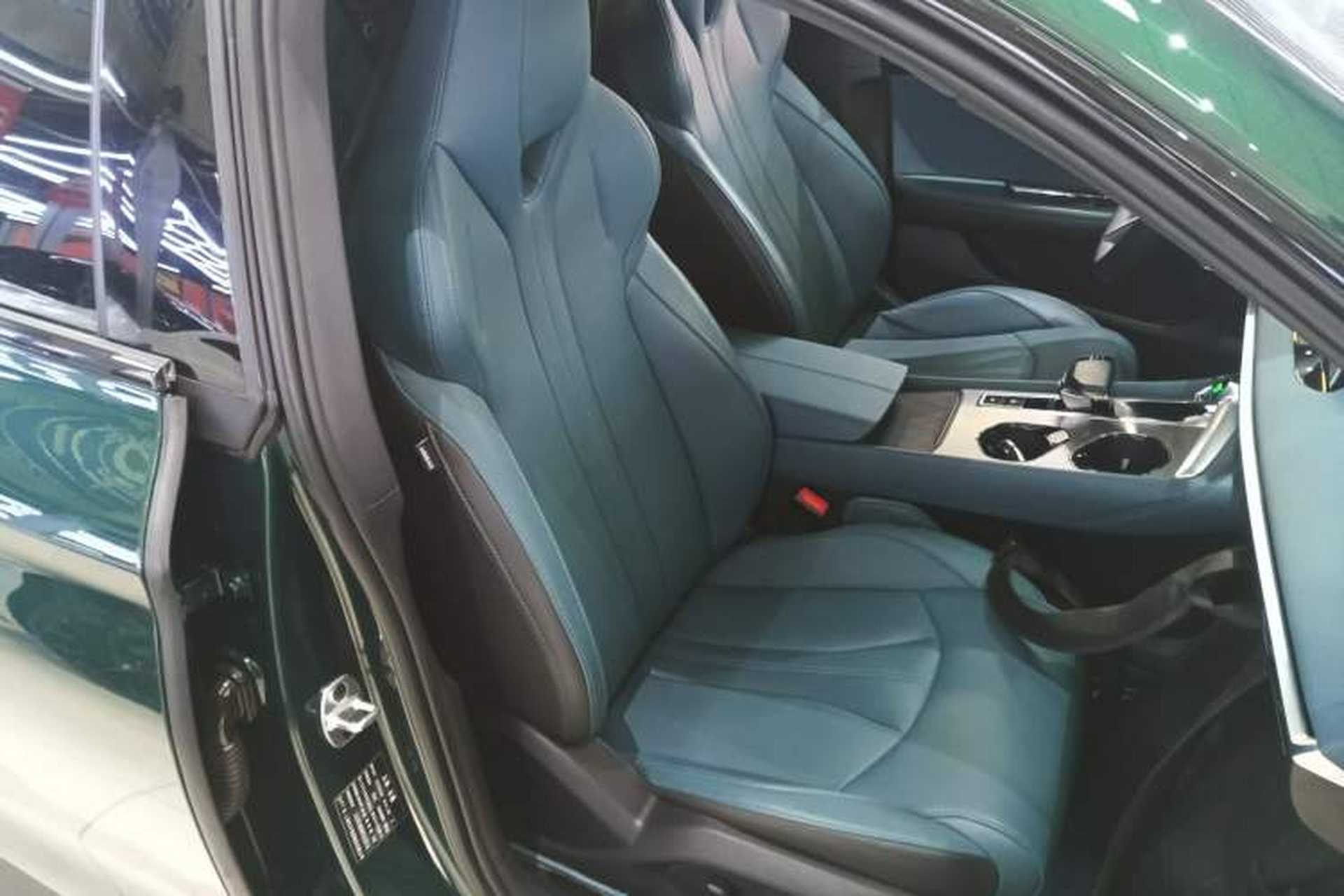 Used MG 7 2023 2.0T Automatic Hunter Luxury Edition Right Front Seat