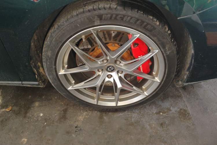 Used MG 7 2023 2.0T Automatic Trophy+ Ignition Glory Edition Right Front Wheel Hub